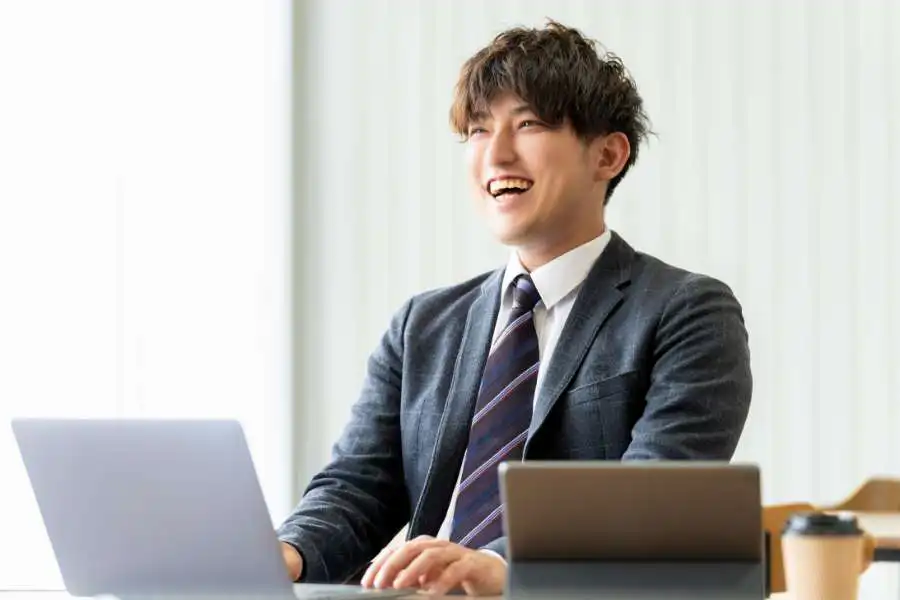 ホームページ制作・WEBサイト・動画制作・パンフレット・チラシのご相談・お見積りならSANTABA（サンタバ）デザインへ